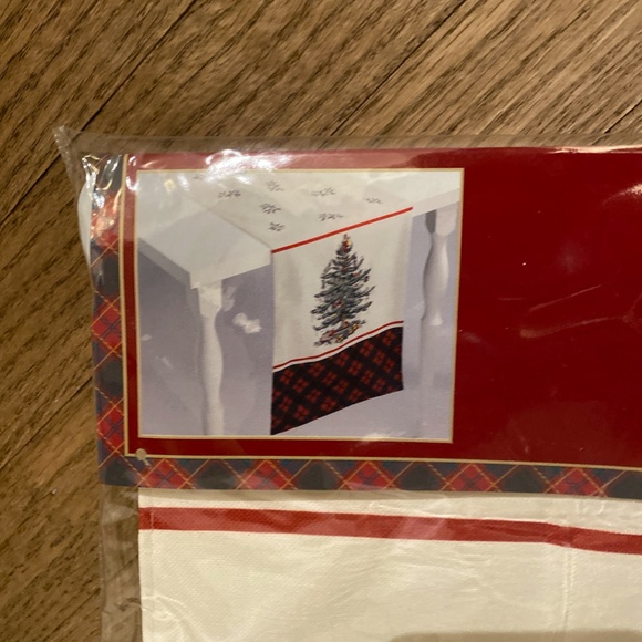 🎄Brand New Spoke Christmas Tree Tartan 90" Table Runner🌟 - Picture 3 of 5
